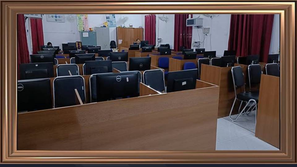 COMPUTER LAB SENIOR WING
